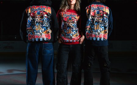 Warren Lotas Hoodie A Rebellion Woven in Thread